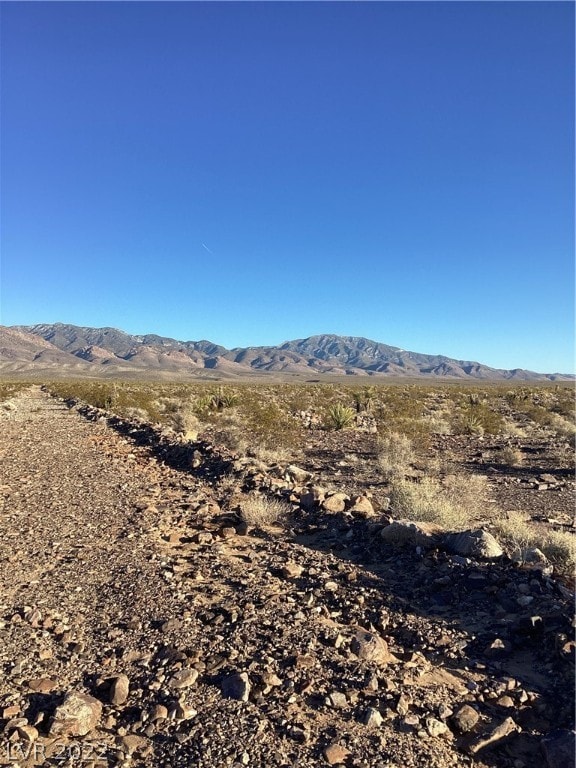 Listing photo 2 for 351 W Ohio Rd, Pahrump NV 89060