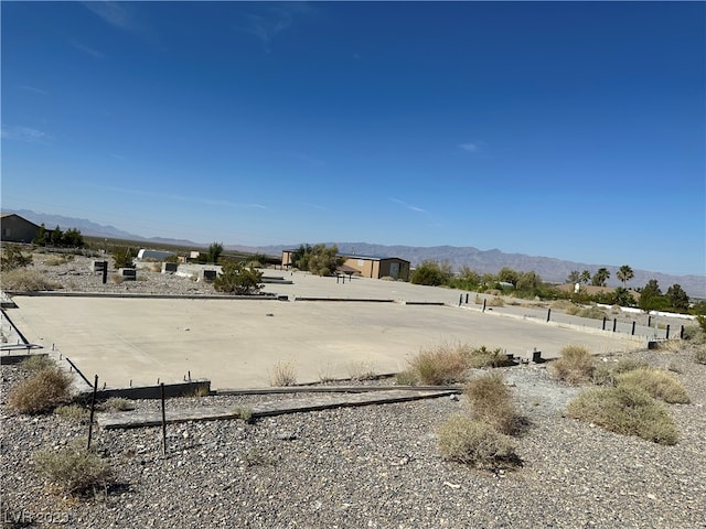 Listing photo 2 for 5880 Mojave St, Pahrump NV 89061