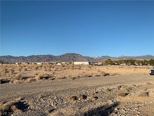 Listing photo 3 for 1751 E Dakota St, Pahrump NV 89048