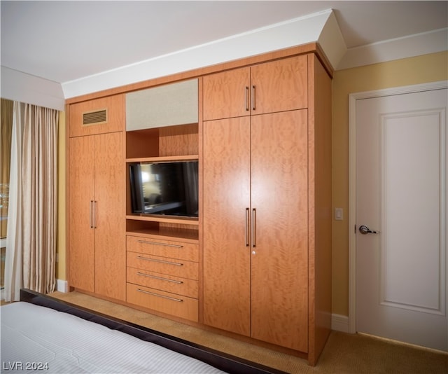 2000 N Fashion Show Dr Unit 1906, Las Vegas, NV 89109 - view of closet