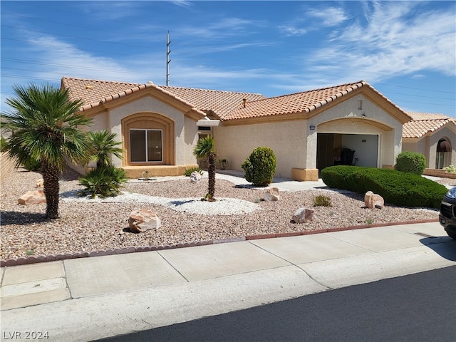 9916 Villa Ridge Dr, Las Vegas NV, 89134, 2 bedrooms, 2 baths house for sale