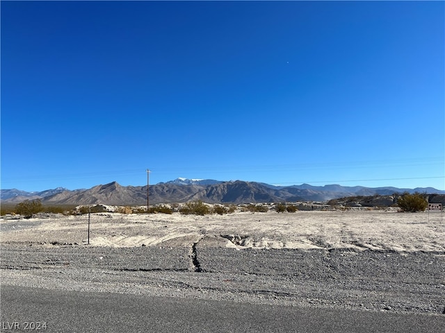 Listing photo 2 for 2480 S Zuni Ave, Pahrump NV 89048