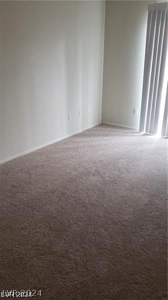 empty room with carpet