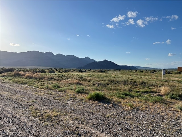 Listing photo 3 for 770 W Nikki Way, Pahrump NV 89060