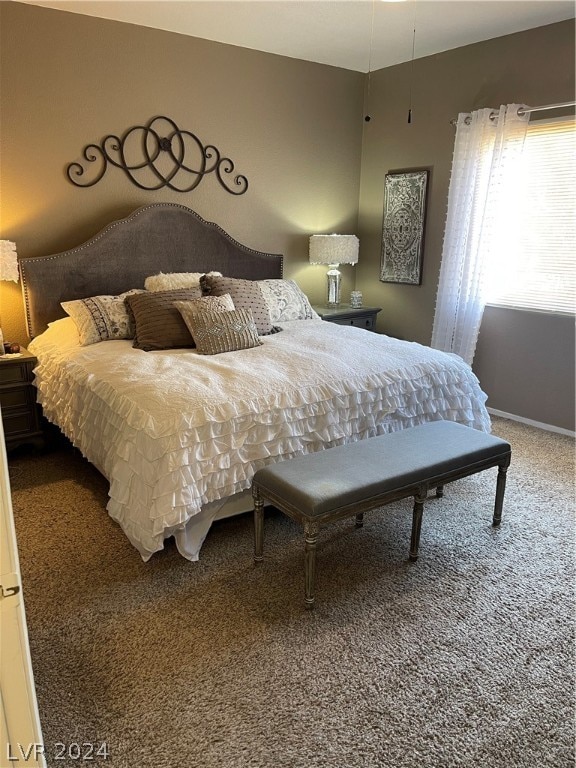 bedroom featuring carpet floors