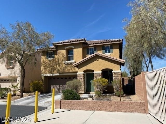 Listing photo 3 for 8768 Charm Canyon Ave, Las Vegas NV 89178