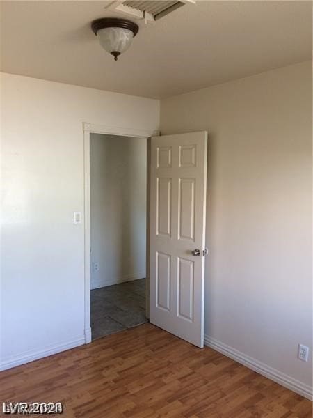 view of tiled spare room