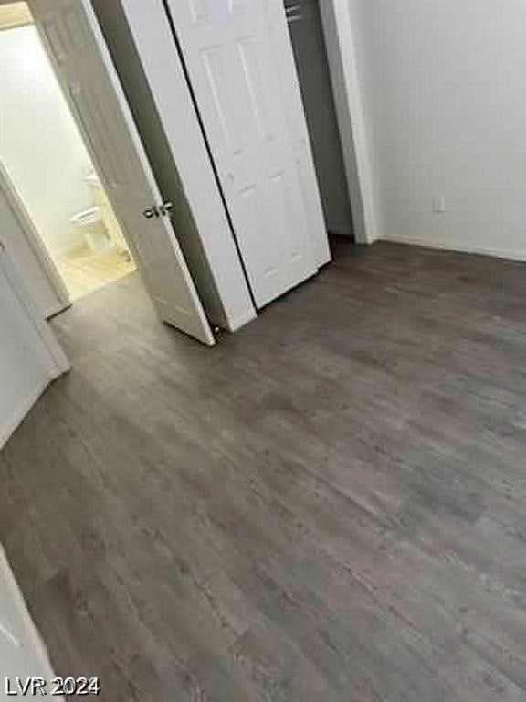 room details with dark hardwood / wood-style flooring