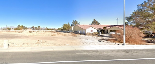 Listing photo 3 for 4932 E Washington Ave, Las Vegas NV 89110