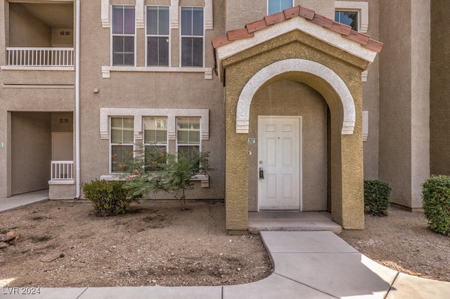 view of property entrance