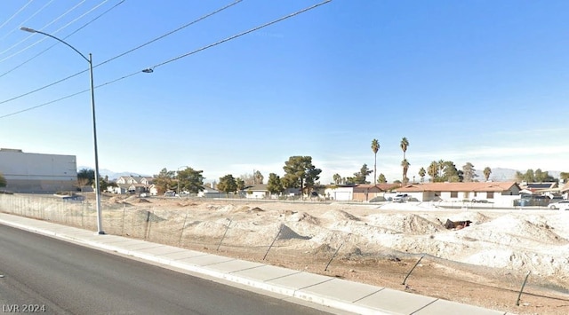 Listing photo 2 for Louise St, Las Vegas NV 89104