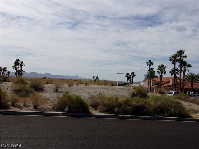 Listing photo 2 for 3640 Catalina Dr, Laughlin NV 89029