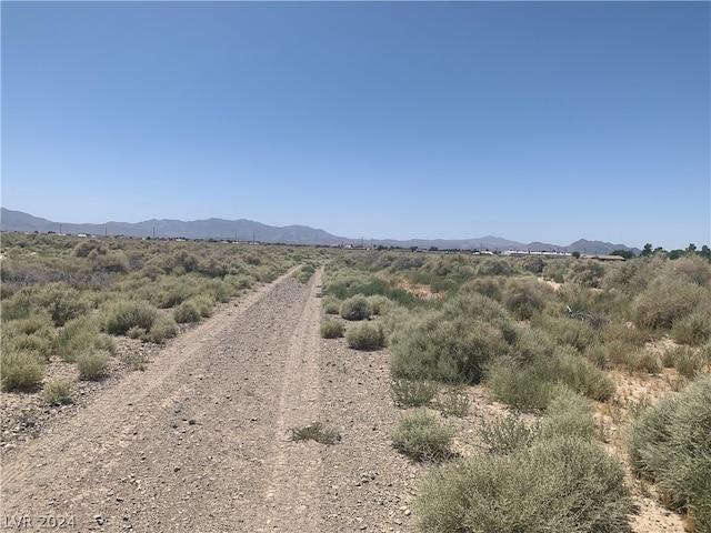 Listing photo 3 for 1670 E Casino St, Pahrump NV 89048