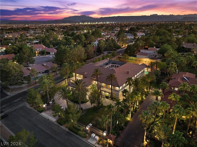 view of aerial view at dusk