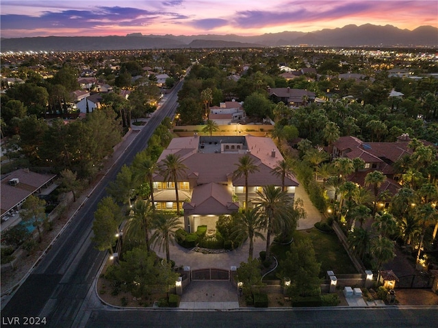 view of aerial view at dusk