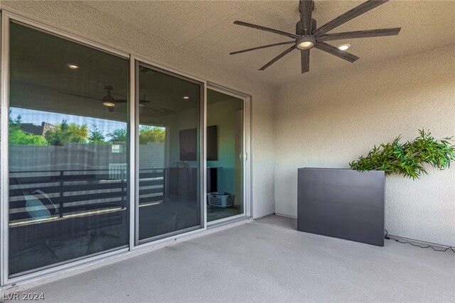 view of patio / terrace with ceiling fan