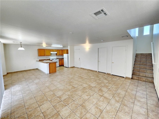 view of unfurnished living room