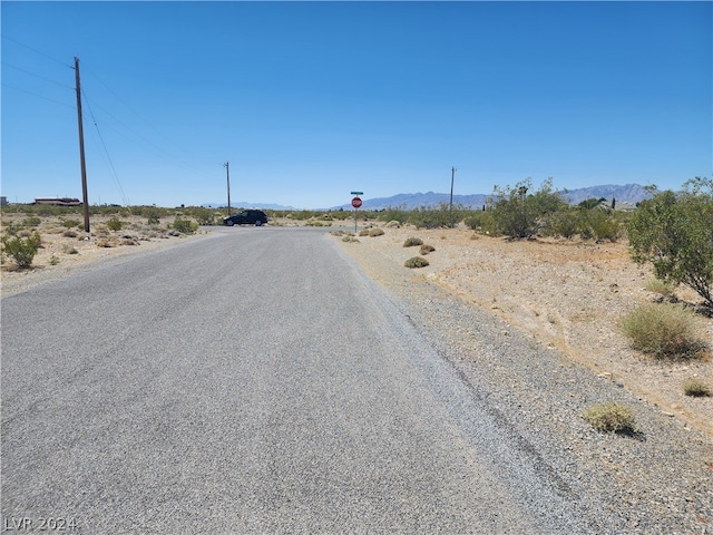 Listing photo 2 for 3260 Naylor Pl, Pahrump NV 89060