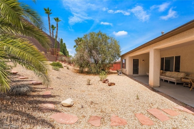 view of yard with a patio