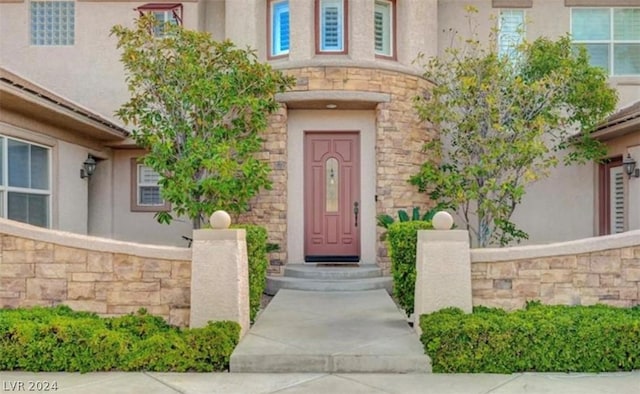 view of property entrance