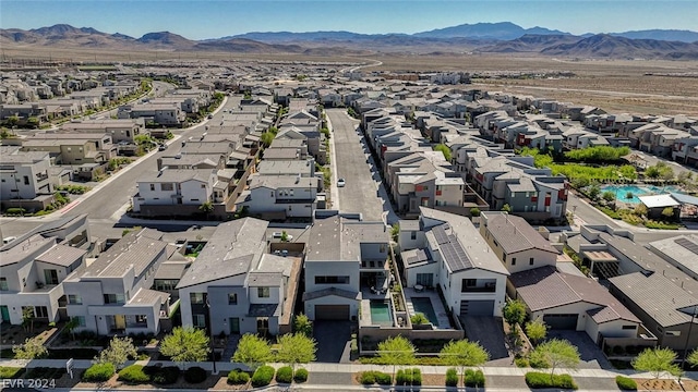 bird's eye view featuring a mountain view