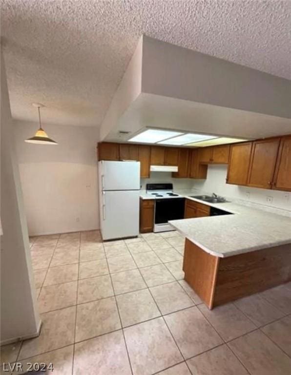 4300 N Lamont St Unit 232, Las Vegas, NV 89115 - kitchen with decorative light fixtures, white refrigerator, electric stove, kitchen peninsula, and light tile patterned floors