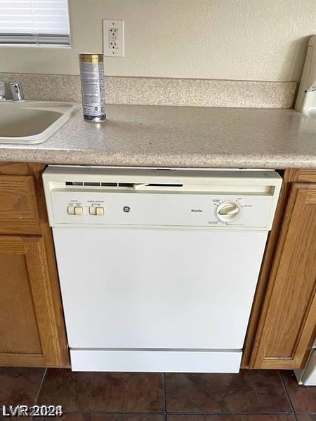 interior details featuring dishwasher and sink