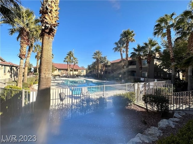 view of swimming pool