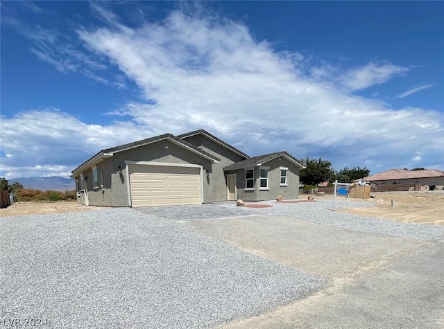 view of front facade featuring a garage