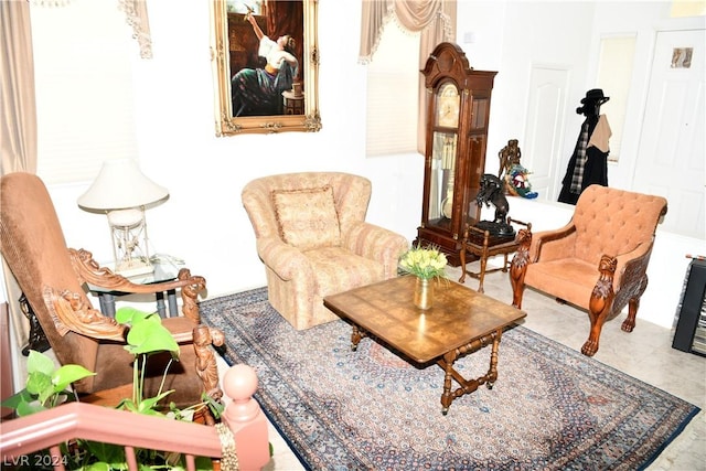 sitting room featuring light tile patterned flooring