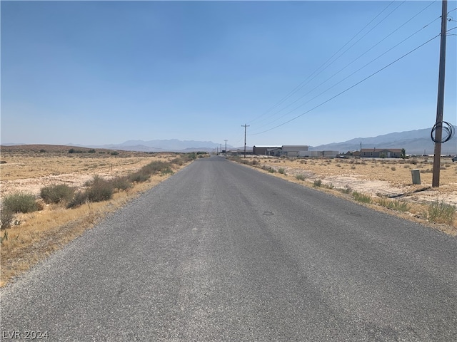 Listing photo 2 for 10051 S Oakridge Ave, Pahrump NV 89048