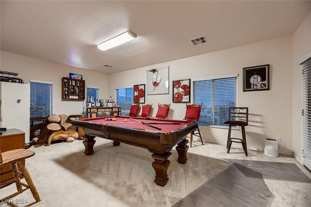 playroom featuring carpet, visible vents, baseboards, and pool table