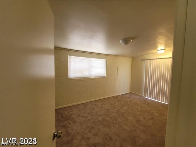 view of carpeted spare room