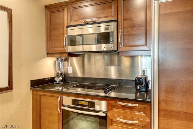 kitchen featuring stainless steel appliances