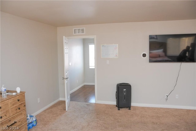 living room with carpet