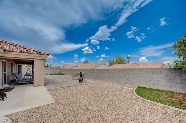 view of yard with a patio