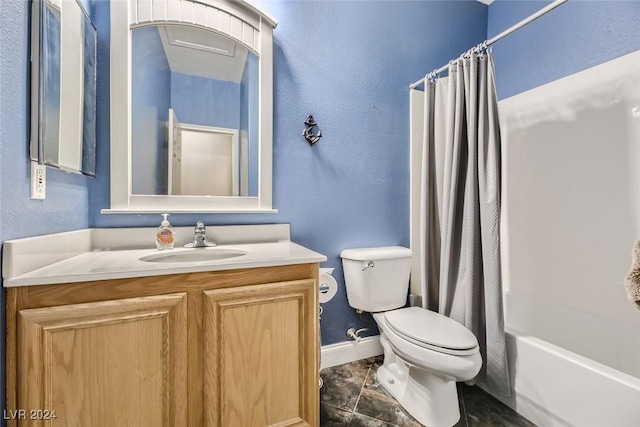 full bathroom with shower / bath combination with curtain, vanity, and toilet