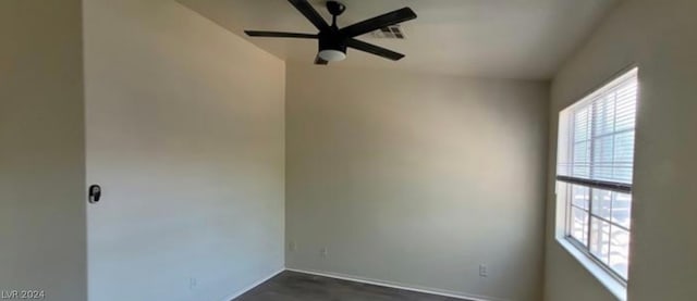 empty room featuring ceiling fan