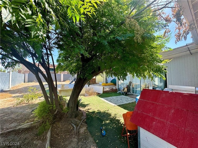 view of yard featuring fence