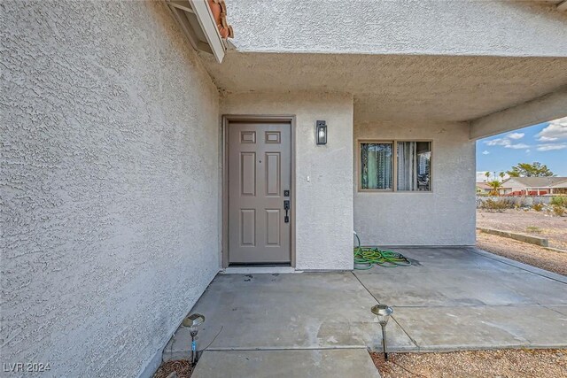 view of entrance to property