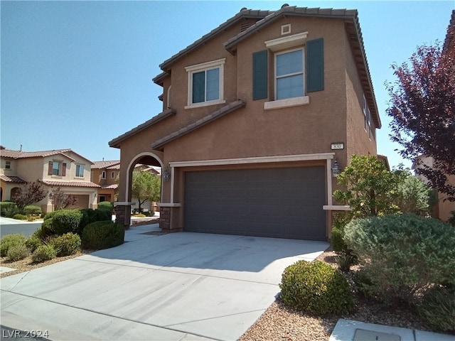 view of front of house featuring a garage