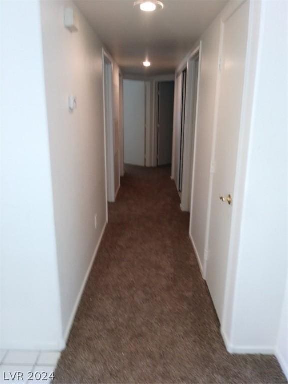 1501 Linnbaker Ln Unit 103, Las Vegas, NV 89110 - corridor featuring carpet