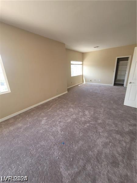 spare room with carpet