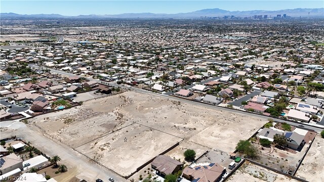 255 Vista Valley St, Las Vegas, NV 89110