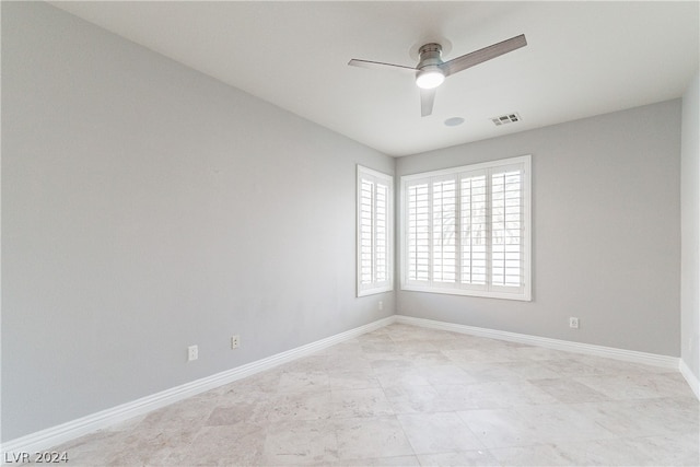 empty room with ceiling fan