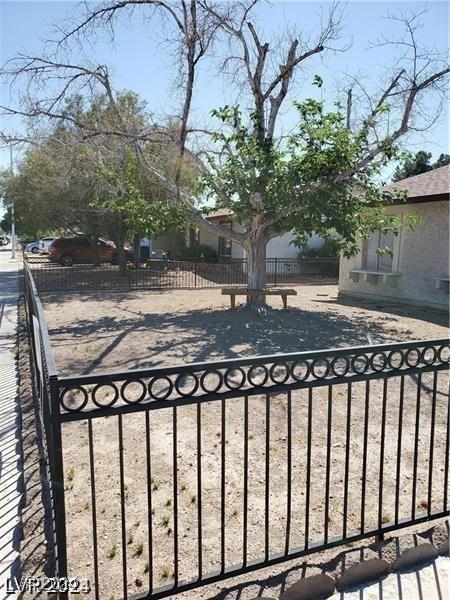 915 Major Ave, Henderson, NV 89015 - photo 9