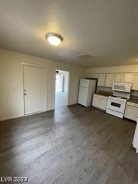 915 Major Ave, Henderson, NV 89015 - photo 15