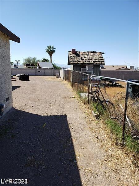 915 Major Ave, Henderson, NV 89015 - photo 51