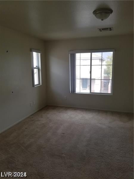 empty room with carpet