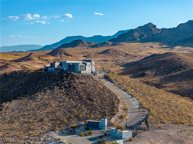 property view of mountains